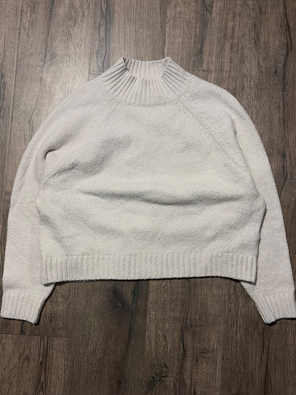 Old Navy Cream Mock Neck Cropped Sweater M